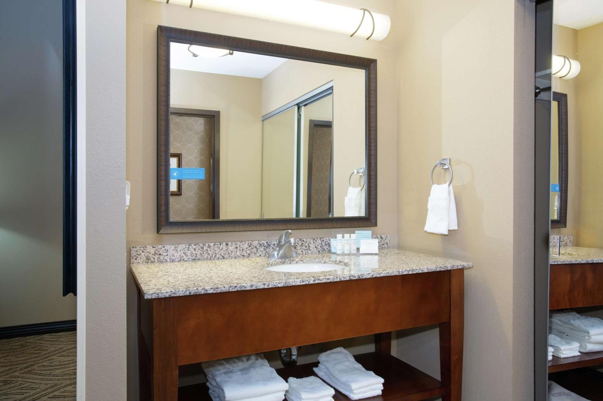 Hampton Inn & Suites I-35/Mulvane Eksteriør billede